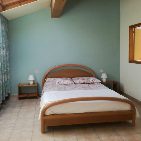 Nel Blu Apartment Limido Comasco Bagian luar foto